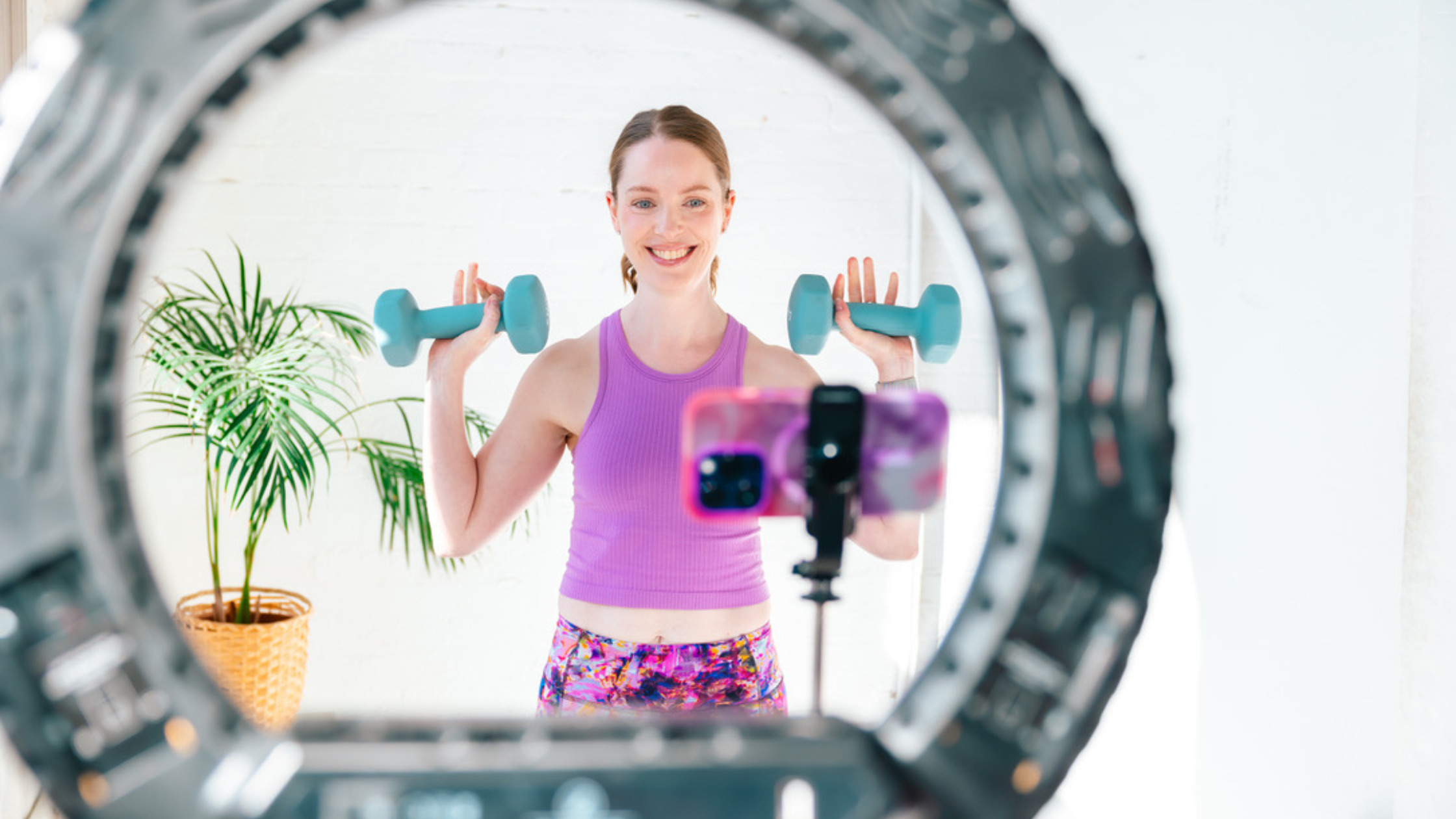 Why Making Eye Contact with the Camera is a Game-Changer in Live Streamed Fitness Classes